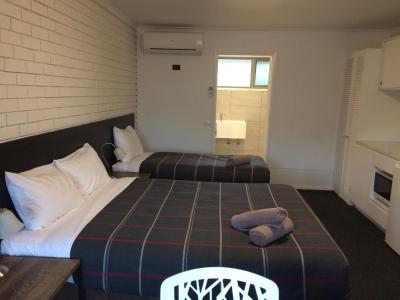 Southern Ocean Motor Inn Port Campbell - Sydney 4u 14