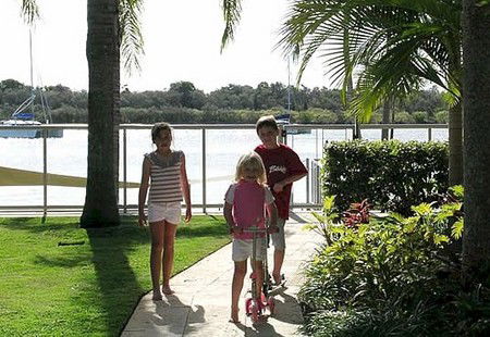 Noosa Shores Resort - Sydney 4u 2