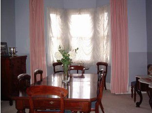 Strathmore Victorian Manor - Accommodation Sydney 5