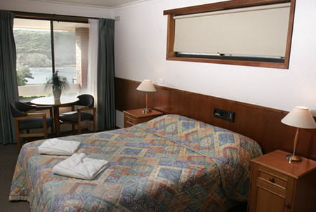Southern Ocean Motor Inn Port Campbell - Sydney 4u 1