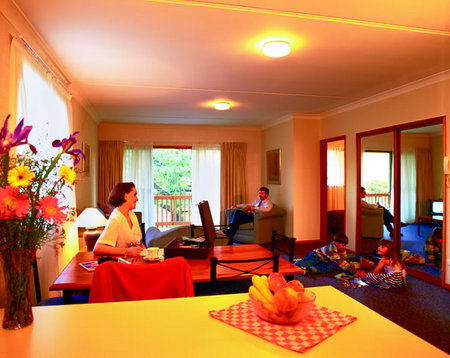 Oxley Court Serviced Apartments - Accommodation Sydney 0