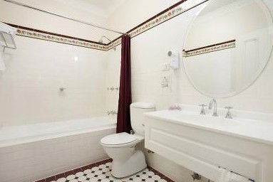 Palais Royale - Sydney 4u 4