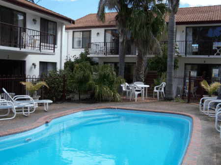 Peninsular Apartments - Sydney 4u 0