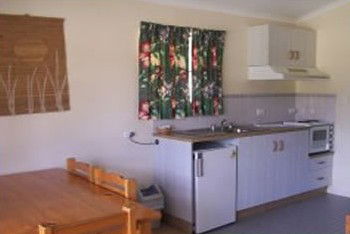 Halliday Bay QLD Sydney 4u