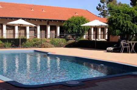 Banksia Motel - Accommodation Sydney 1