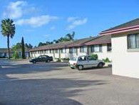 Hanging Rock Family Motel - Accommodation Sydney 0