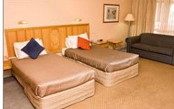 Young Federation Motor Inn - Sydney 4u 4