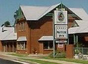 Young Federation Motor Inn - Sydney 4u 5