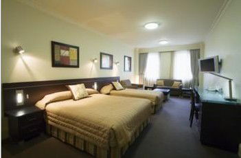 Hyde Park Inn - Accommodation Sydney 0