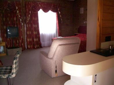 Spa Village Travel Inn - Accommodation Sydney 4