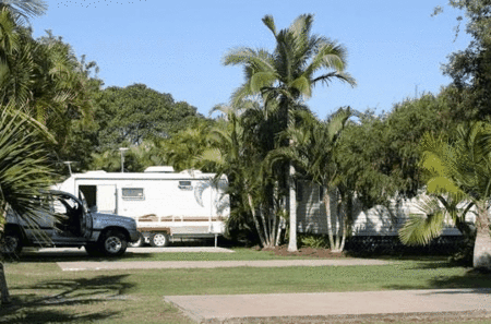 Cane Village Holiday Park - Sydney 4u 5