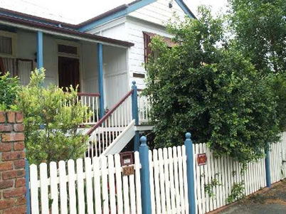 West End QLD Accommodation Sydney