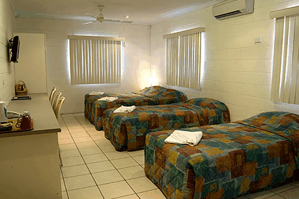 Barrier Reef Motel - Sydney 4u