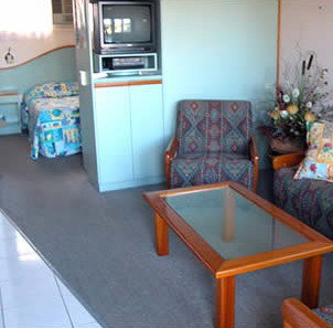 Caloundra Suncourt Motel - Sydney Resort 3