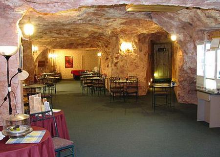 Comfort Inn Coober Pedy Experience - Sydney 4u 3