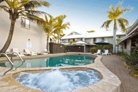 Pelican Beach Resort - Accommodation Sydney 4