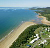 SeaEagles Beach Resort - Sydney 4u