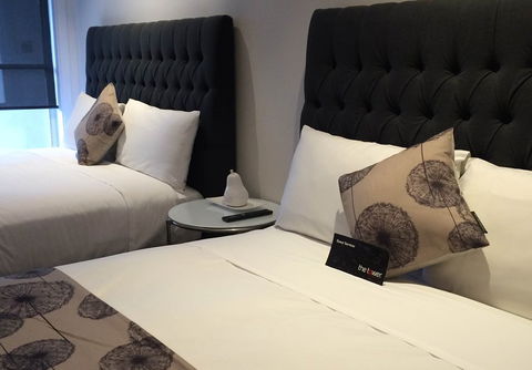 Tower Motel - Sydney 4u 5
