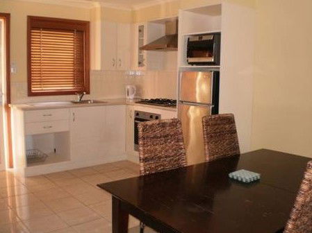 Colonial Village Motel - Sydney 4u 5