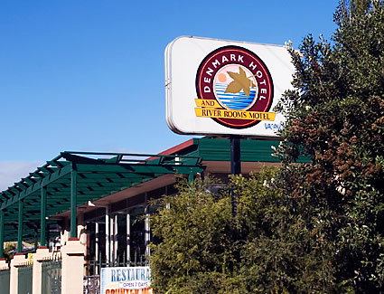 Denmark Hotel & River Rooms Motel - Accommodation Sydney 0