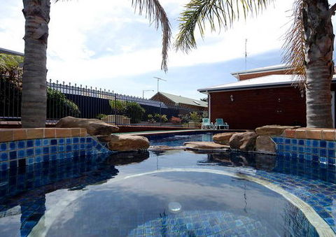 Comfort Inn The International - Accommodation Sydney 1