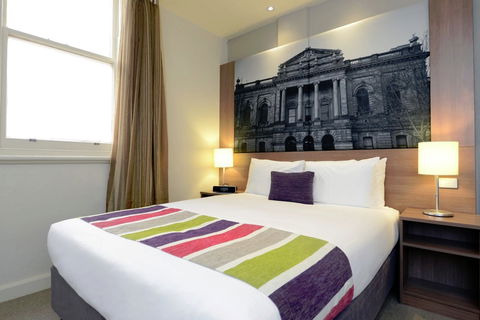 Mercure Grosvenor Hotel Adelaide - Sydney 4u 2