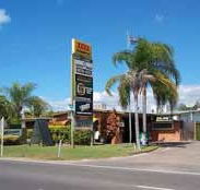 Queens Beach Motor Hotel - Accommodation Sydney