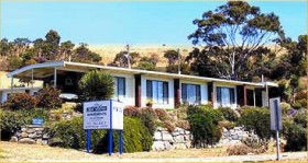 Victor Harbor Seaview Apartments - Sydney 4u 0