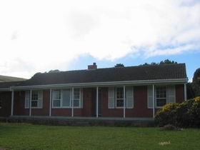 Red Brick Sea Retreat - Accommodation Sydney 0