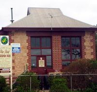 Pine Point Caravan Park - Sydney 4u