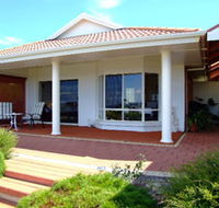 Close Encounters Bed and Breakfast - Sydney 4u