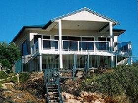 Top Deck Cliff House - Accommodation Sydney 0
