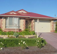 Lakeside Getaway - Sydney 4u