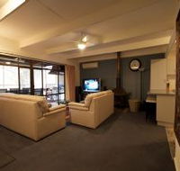 River Shack Rentals - The River Classic - Sydney 4u