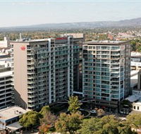 Crowne Plaza Adelaide - Sydney 4u