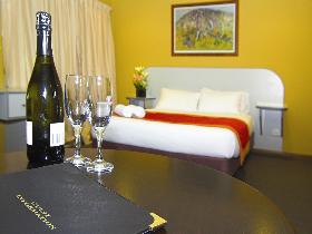Victoria Hotel - Strathalbyn - Sydney 4u 0