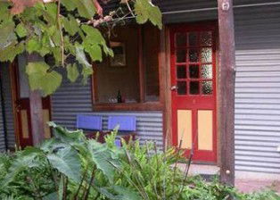 Red Poles - Accommodation Sydney 2