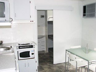 McLaren Vale Lakeside Caravan Park - Sydney 4u 2