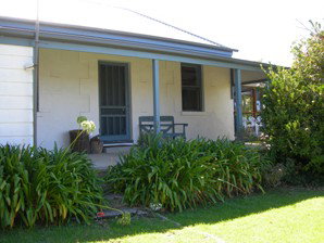 Ruby's Robe Cottage - Accommodation Sydney 4