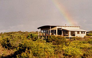 Saar Beach House - Sydney 4u 3