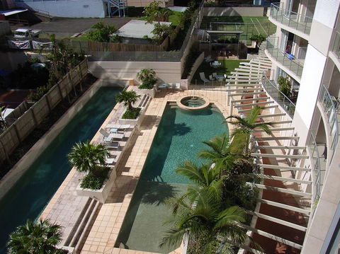 Aspect Caloundra - Sydney 4u 4