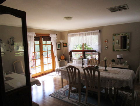 Southern Vales Bed And Breakfast - Sydney 4u 2