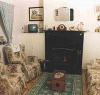 Lavender Cottage Bed And Breakfast Accommodation - Sydney 4u