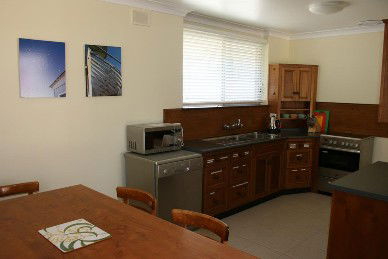 Summerhouse BnB - Sydney 4u 1
