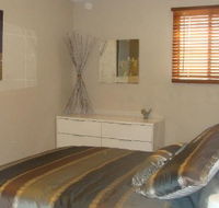 Luxury Vineyard Cottage on Pike River Lyrup - Sydney 4u