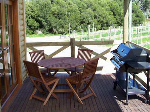 McLaren Ridge 3 - McLaren Ridge Log Cabins - Accommodation Sydney 0