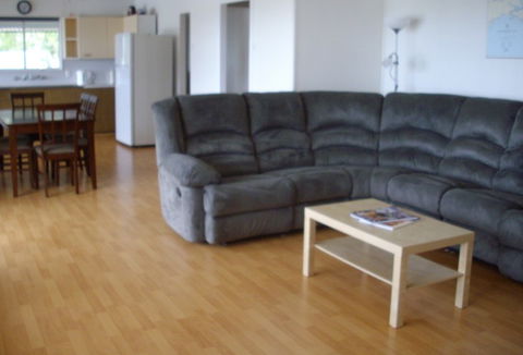 Riverfront Holiday House - Sydney 4u 0