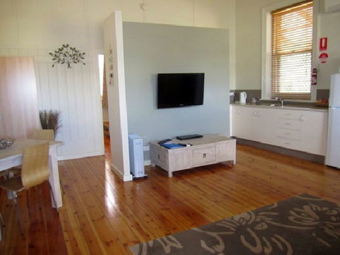 Clydesdale Cottage B&B - Sydney 4u 5