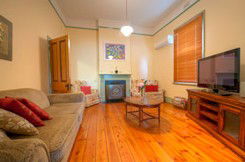 Semaphore Beach Cottage Bed And Breakfast - Sydney 4u 0