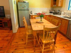 Semaphore Beach Cottage Bed And Breakfast - Sydney 4u 2